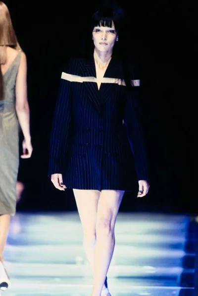 Look 11